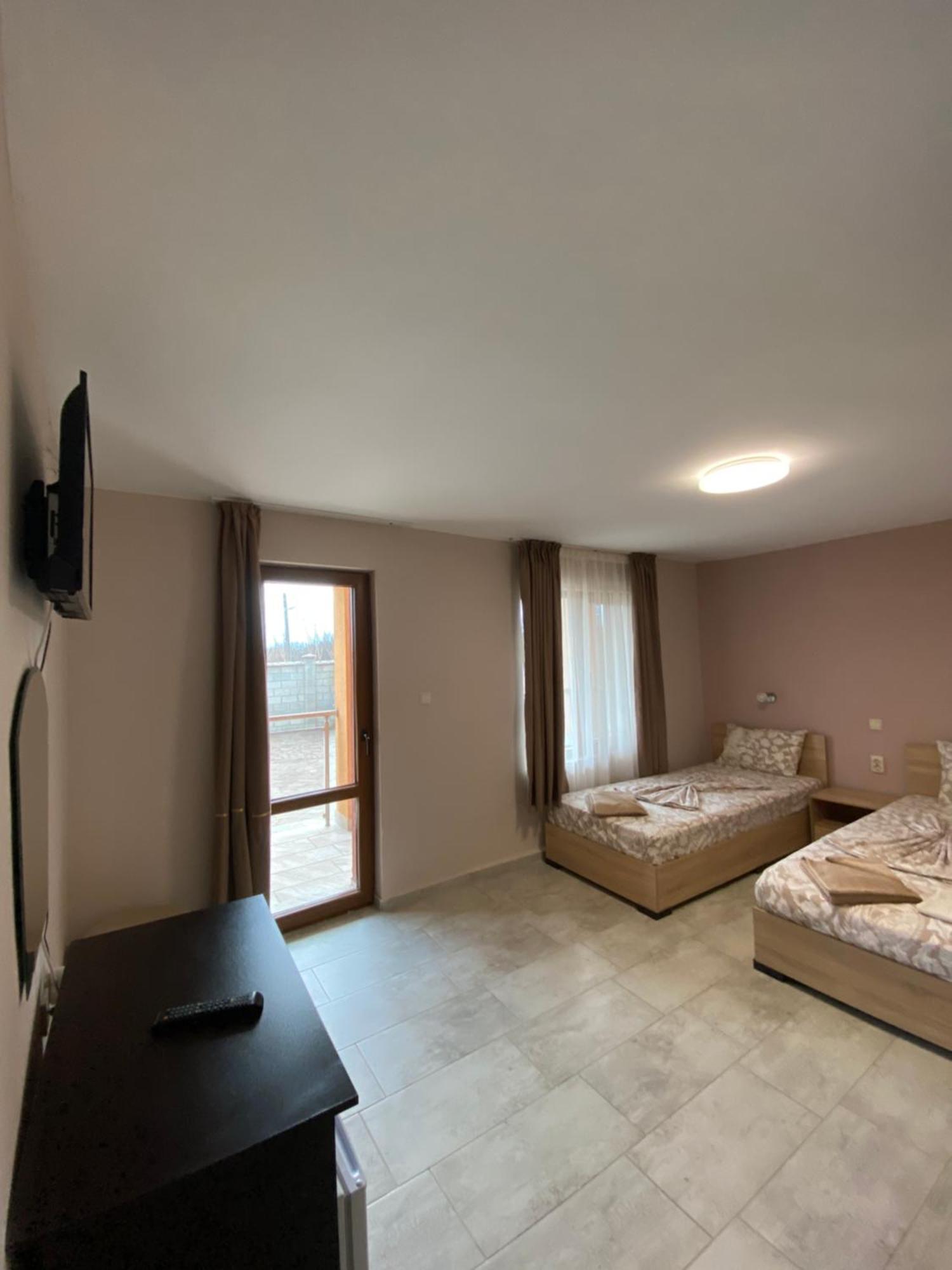 Guest Rooms Wild Duck Ezerets Dış mekan fotoğraf