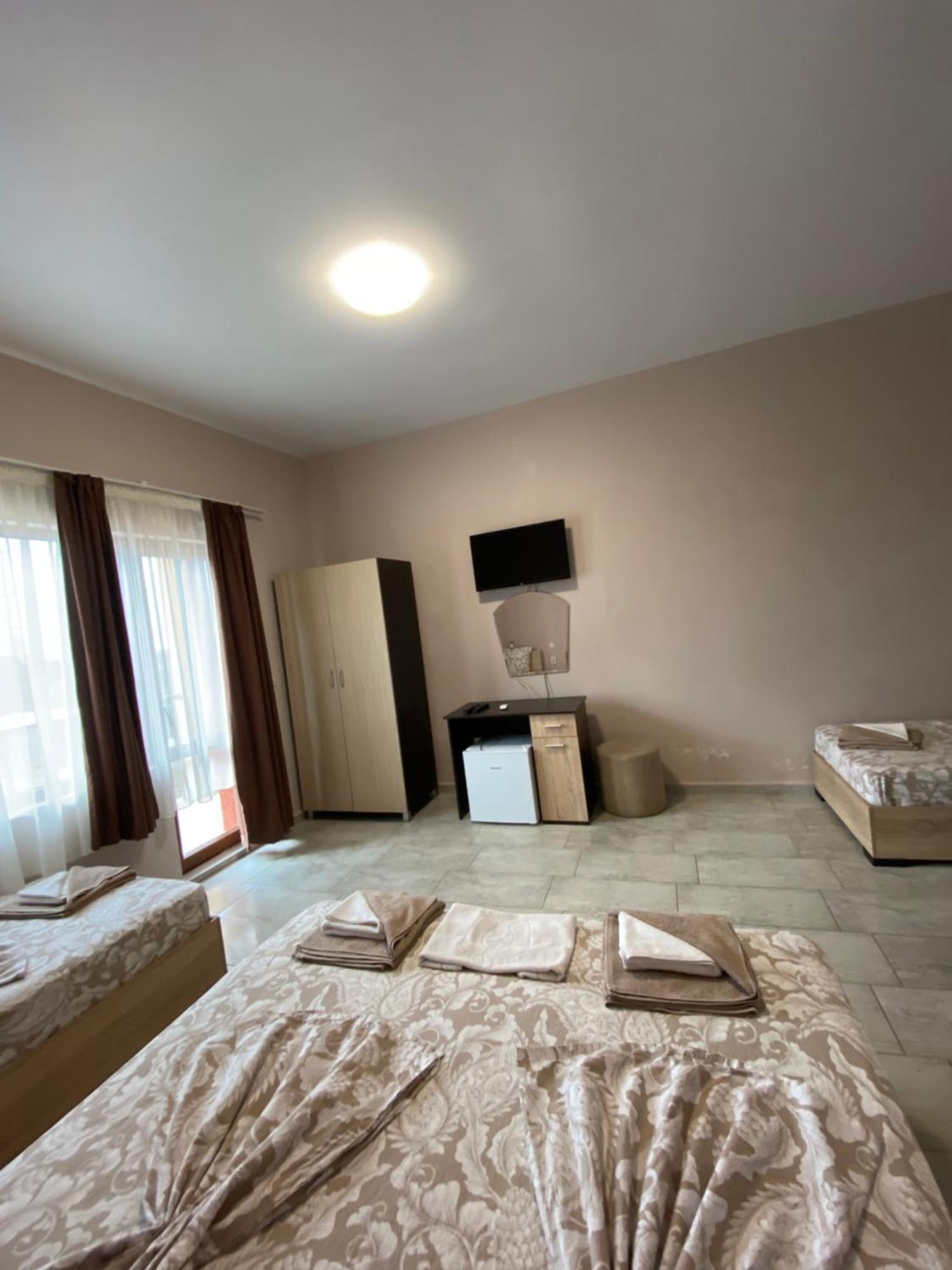 Guest Rooms Wild Duck Ezerets Dış mekan fotoğraf