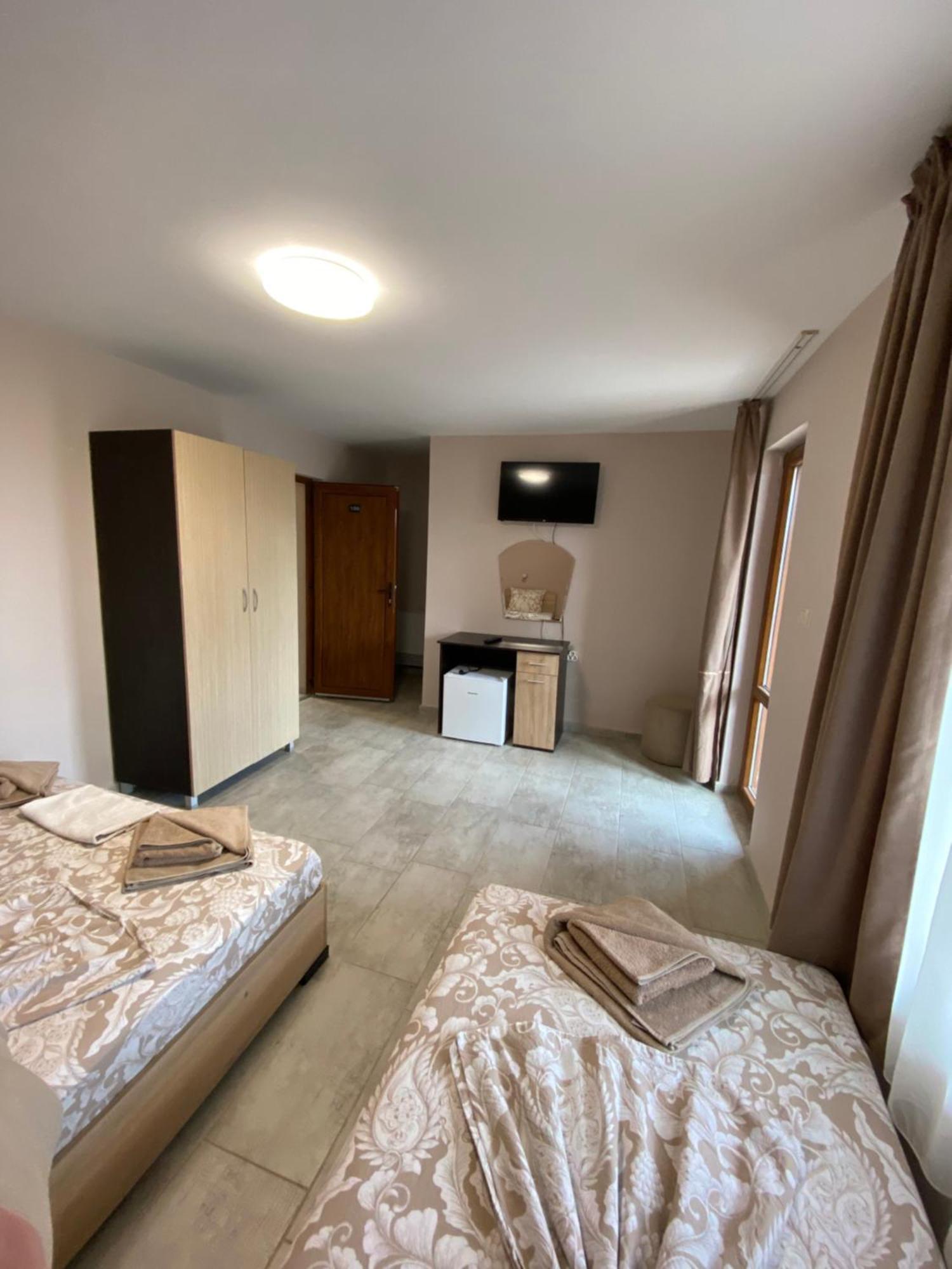 Guest Rooms Wild Duck Ezerets Dış mekan fotoğraf